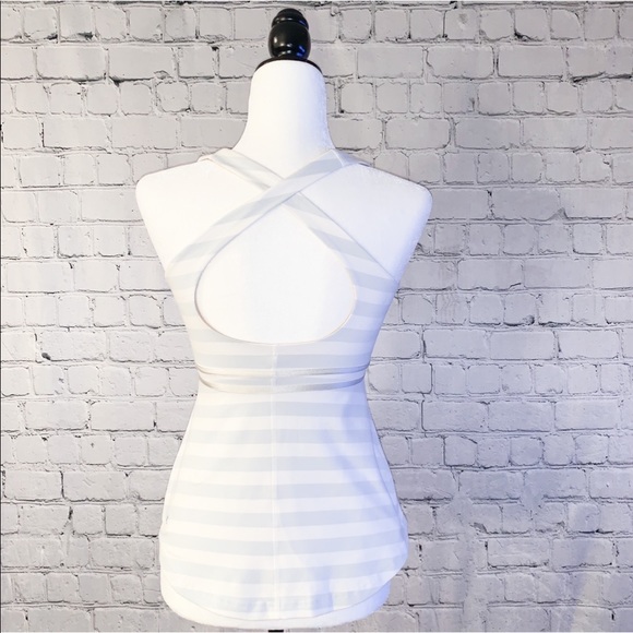 Bundle 2/$30 Lululemon V-Neck Crossback Tank - Picture 2 of 3